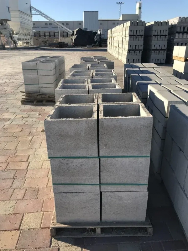 Arqueta-32-x-32-x-34-alumbrado-sin-fondo-2-rotated-2