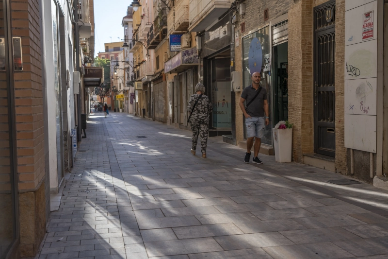 Baldosa Europa 40x60x8 Jupiter_Calle San Fernando, Cartagena