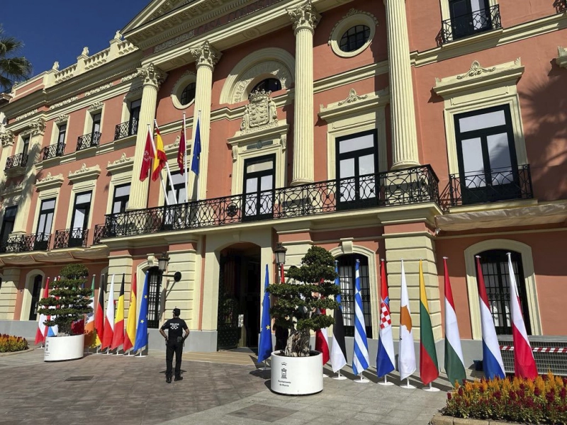 Jardinera Dahlia en el Ayuntamiento de Murcia