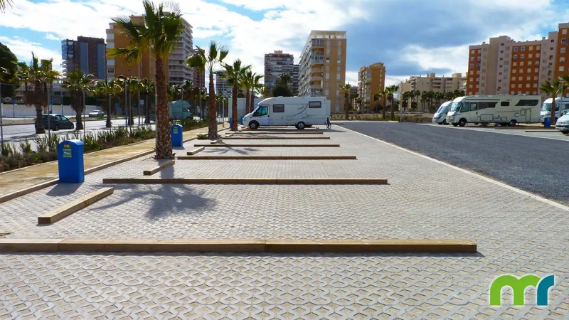 03_Area-de-descanso-de-caravanas_San-Juan-Alicante_baldosa_Nature_001 pavimento drenante Nature®